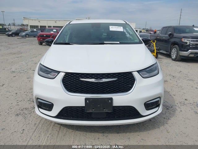 Chrysler Pacifica Touring L 2024 2C4RC1BG8RR167501 Image 12