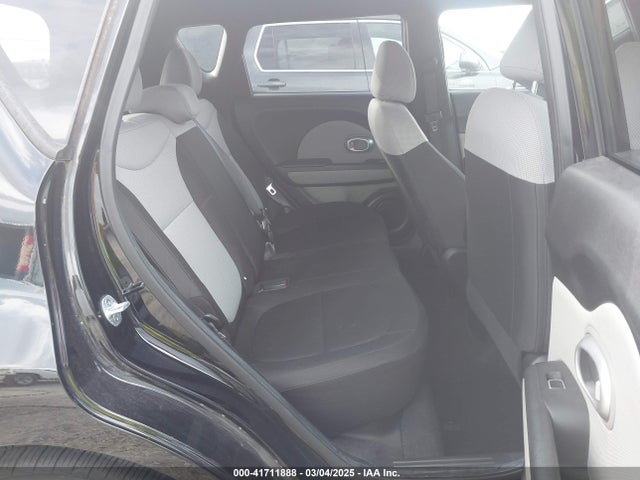 KNDJN2A20K7909321 KIA Soul