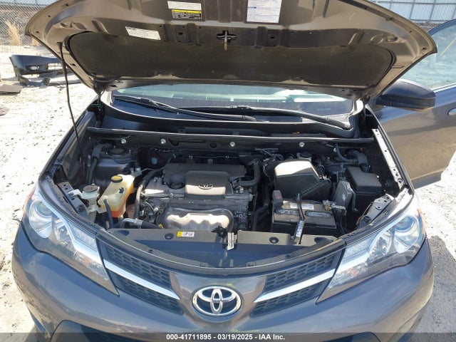 Toyota RAV4 LE 2015 2T3ZFREV4FW178643 Image 10