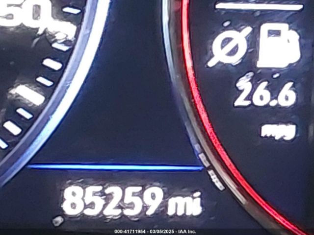 1G1ZE5SX9LF092137 Chevrolet Malibu Fwd Premier