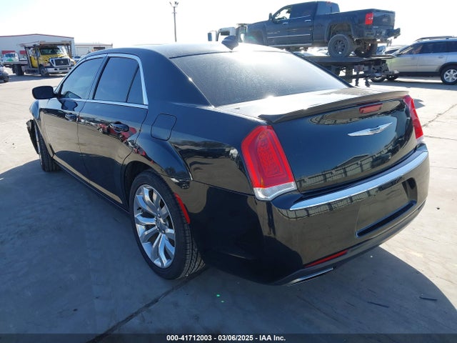 2C3CCAAG5GH313920 Chrysler 300 Anniversary Edition
