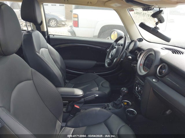 2011 MINI COOPER S WMWSV3C5XBTY14030 Photo 4