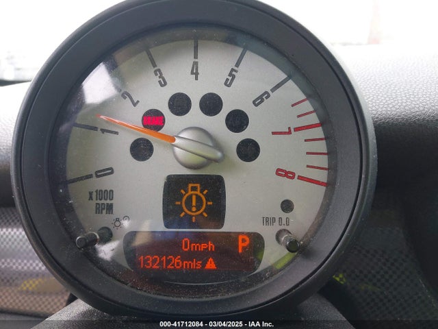 2011 MINI COOPER S WMWSV3C5XBTY14030 Photo 6