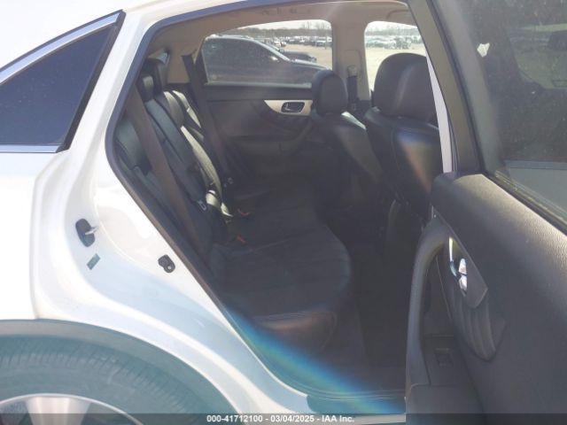 JN8CS1MU0HM143050 Infiniti QX70
