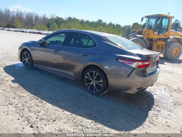 4T1B11HK3JU669662 Toyota CAMRY SE