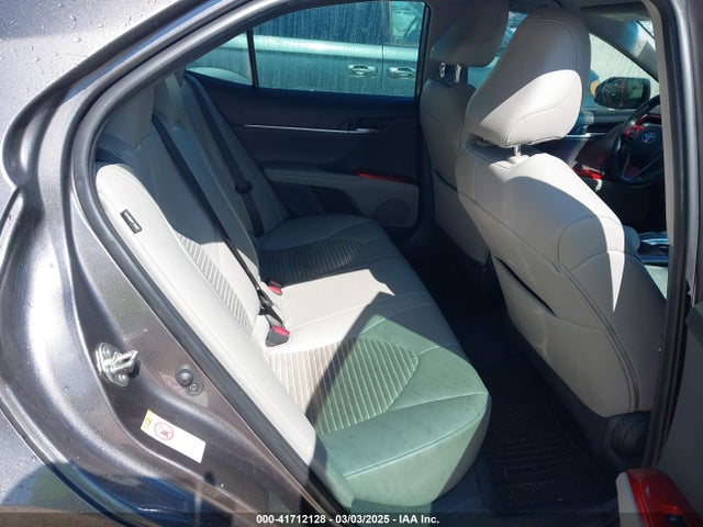 4T1B11HK3JU669662 Toyota CAMRY SE
