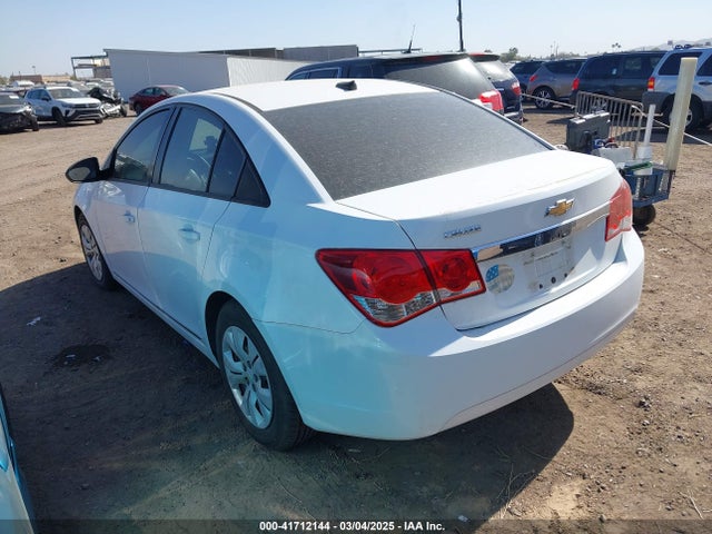 1G1PA5SG6E7468499 Chevrolet Cruze Ls Auto