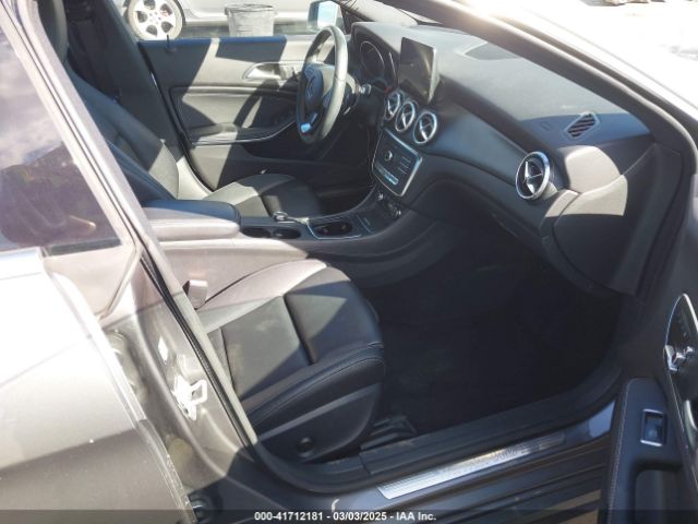 WDDSJ4EBXJN517971 Mercedes-Benz CLA 250