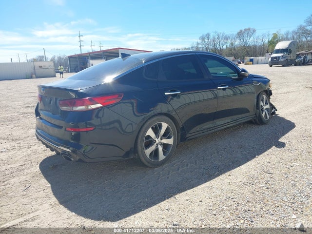 5XXGT4L31KG353576 KIA Optima S