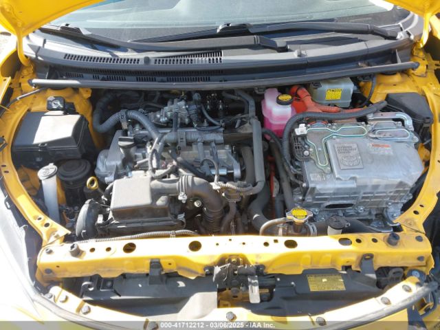 JTDKDTB33E1079493 Toyota Prius C Two