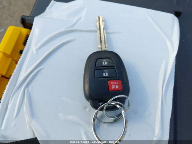JTDKDTB33E1079493 Toyota Prius C Two