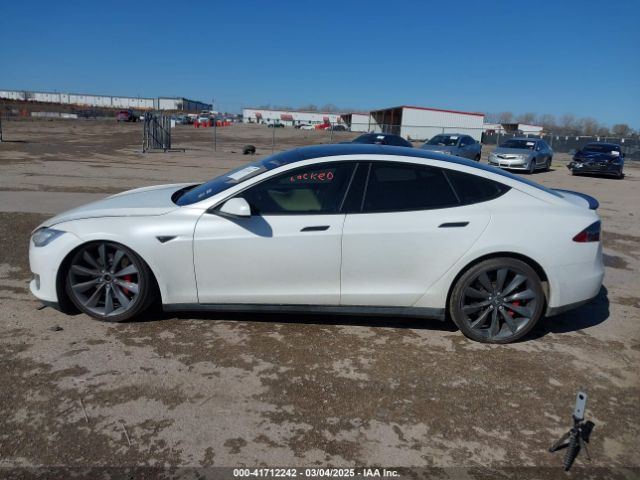 5YJSA1H48FF082038 Tesla Model S 85d/p85d