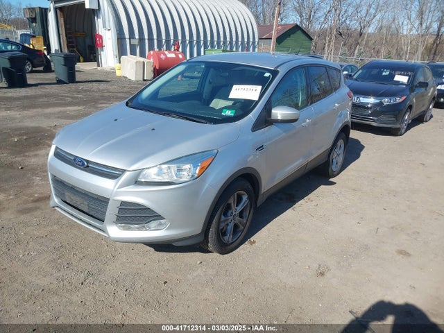 1FMCU9GX8EUA34627 Ford ESCAPE SE