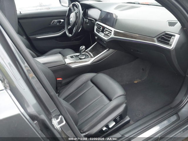 WBA5R1C01LFH44947 BMW 330I