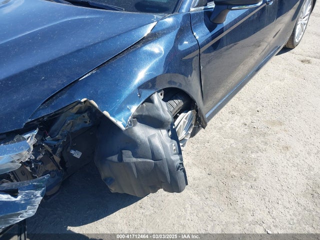 4T1F11AK8LU301735 Toyota CAMRY XLE