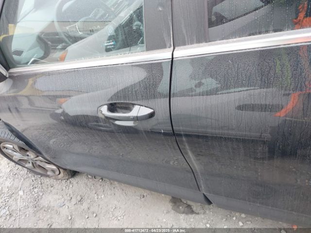 KNDEU2AA3R7640382 KIA SELTOS S