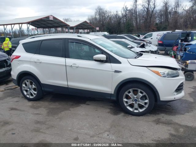 1FMCU9J91FUA48736 Ford Escape Titanium