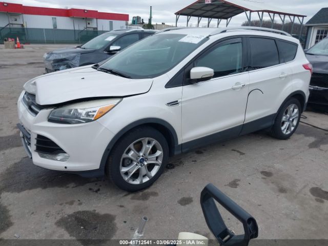 1FMCU9J91FUA48736 Ford Escape Titanium