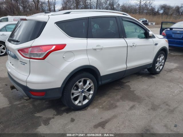1FMCU9J91FUA48736 Ford Escape Titanium
