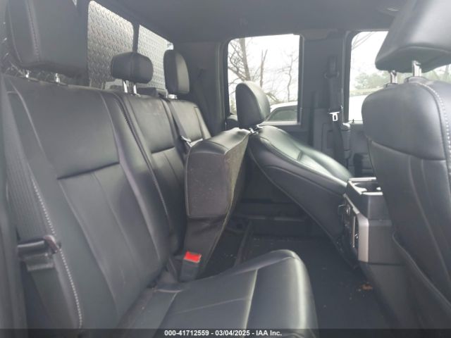 1FT7X2A65NED82853 Ford F-250 Lariat