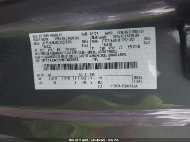 1FT7X2A65NED82853 Ford F-250 Lariat