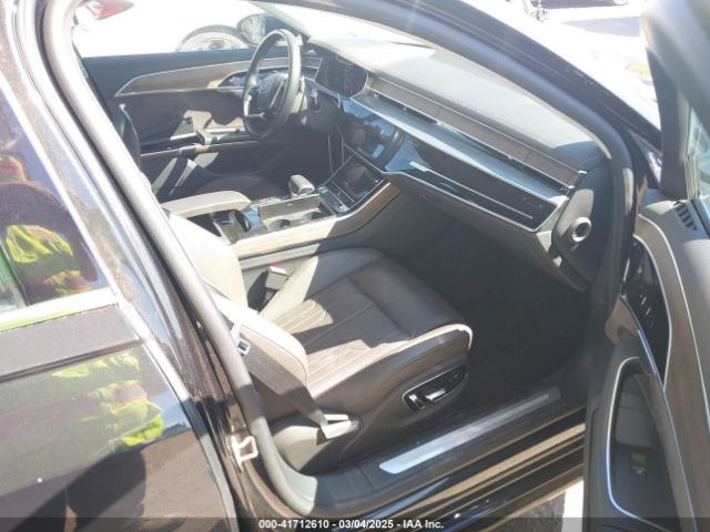 2019 AUDI A8 L WAU8DAF83KN006534 Photo 4