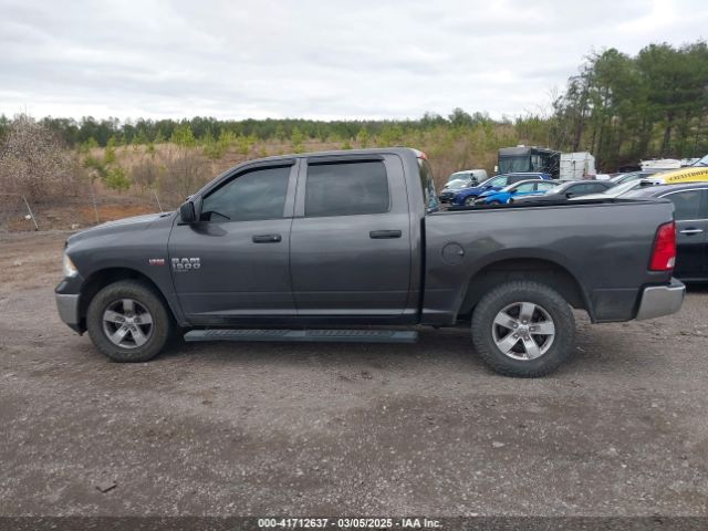 1C6RR7KTXKS742935 RAM 1500 Classic Tradesman  4x4 5'7 Box
