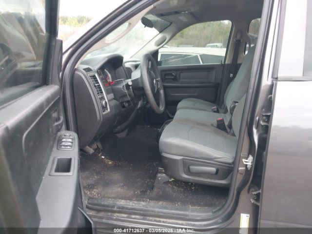 1C6RR7KTXKS742935 RAM 1500 Classic Tradesman  4x4 5'7 Box