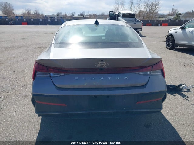 Hyundai Elantra Sel Convenience 2025 KMHLS4DG0SU904170 Image 17