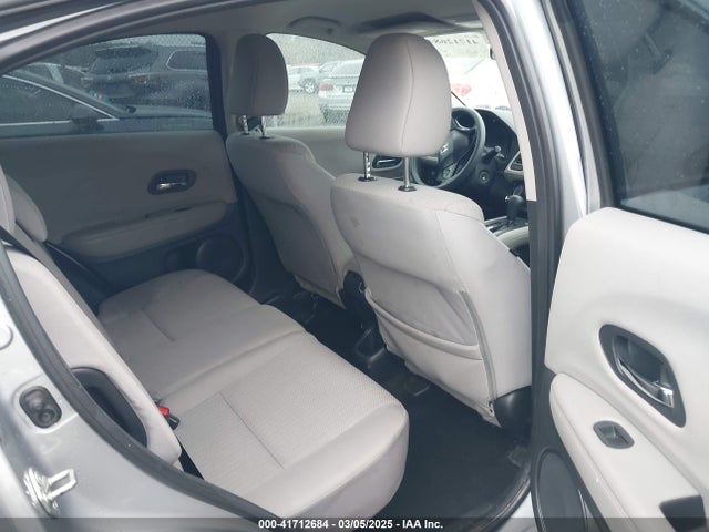 3CZRU5H38HM717336 Honda HR-V LX
