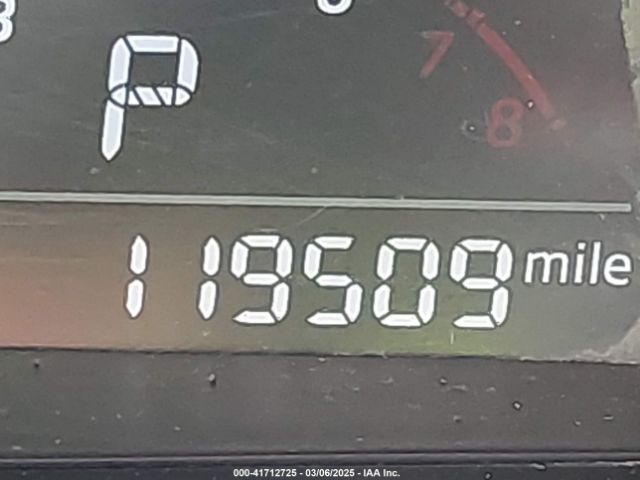 3MYDLBYV2JY317033 Toyota YARIS IA