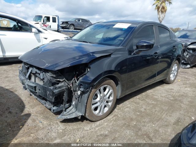 3MYDLBYV2JY317033 Toyota YARIS IA