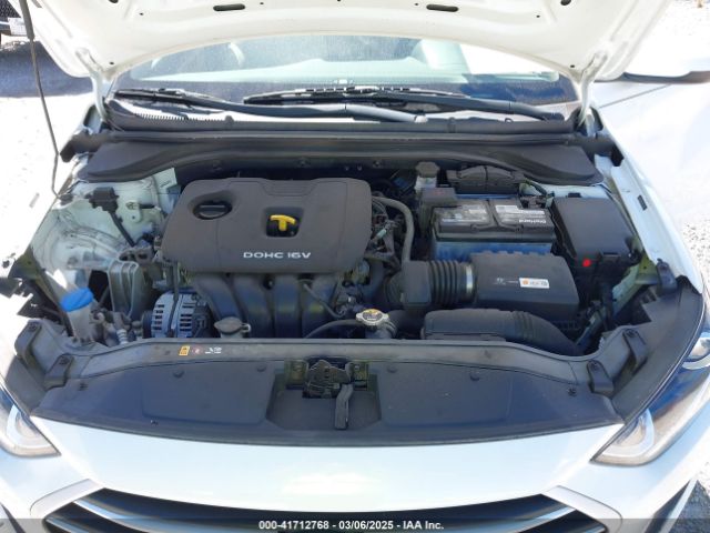 5NPD74LFXJH271334 Hyundai ELANTRA SE