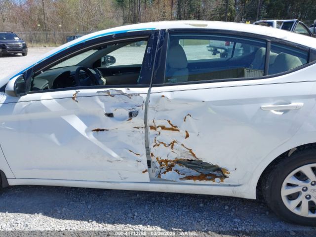 5NPD74LFXJH271334 Hyundai ELANTRA SE