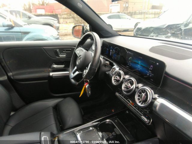 W1N4M4HB4MW096956 Mercedes-Benz Glb 250 4matic