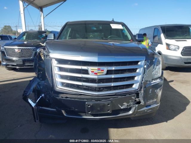 1GYS3AKJ8KR255600 Cadillac Escalade Standard
