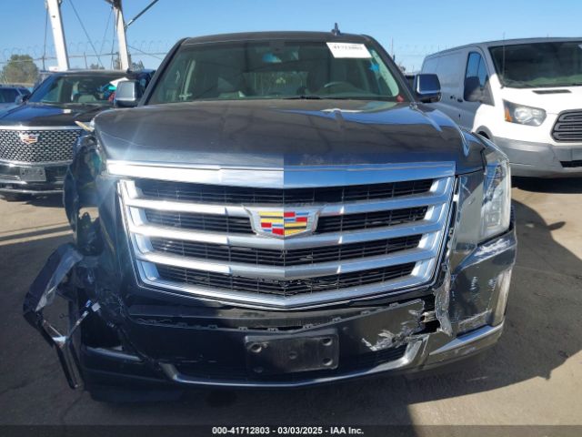 1GYS3AKJ8KR255600 Cadillac Escalade Standard