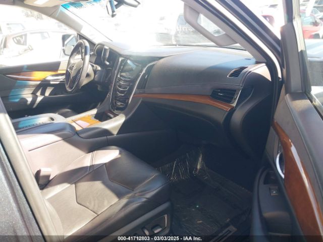1GYS3AKJ8KR255600 Cadillac Escalade Standard