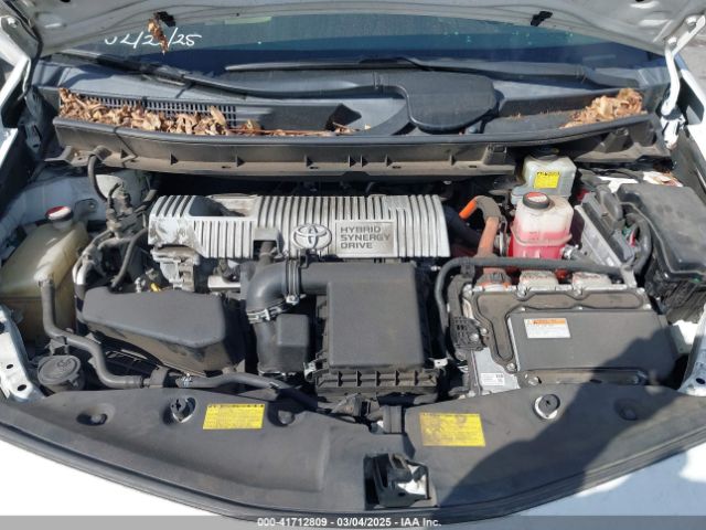 JTDZN3EU7E3365366 Toyota Prius V Three