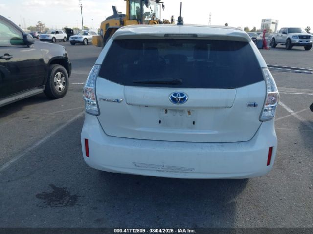 JTDZN3EU7E3365366 Toyota Prius V Three