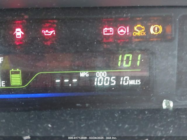 JTDZN3EU7E3365366 Toyota Prius V Three