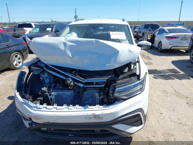 3VVRB7AX0RM228680 Volkswagen Tiguan 2.0t S