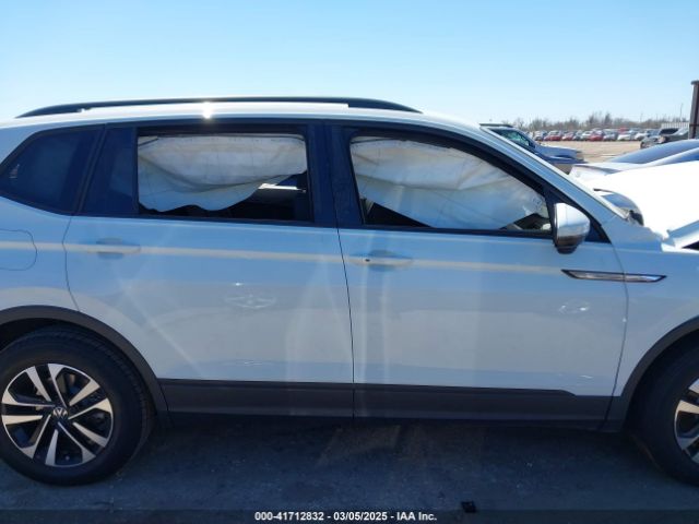 3VVRB7AX0RM228680 Volkswagen Tiguan 2.0t S