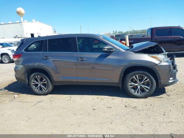5TDZZRFH6KS306098 Toyota Highlander Le Plus