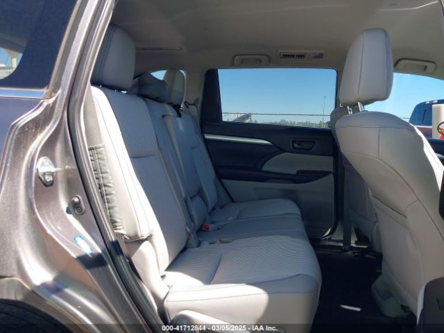 5TDZZRFH6KS306098 Toyota Highlander Le Plus