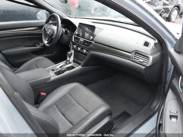 1HGCV1F32NA070236 Honda Accord Sport