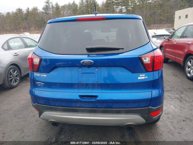 1FMCU9GD1KUB14255 Ford ESCAPE SE