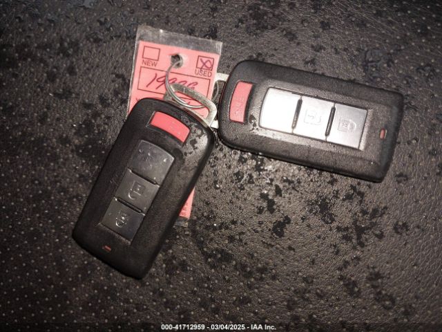 JA4AZ3A33GZ001552 Mitsubishi Outlander Es/se/sel