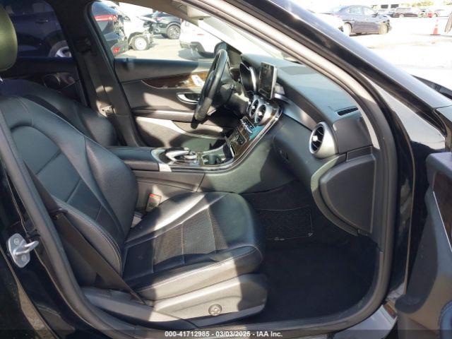 55SWF4JB5GU168985 Mercedes-Benz C 300