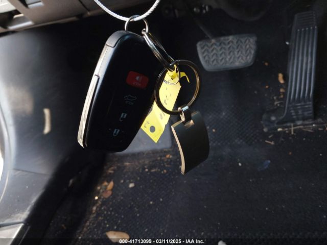 5TDGZRAH5MS520193 Toyota Highlander Xle